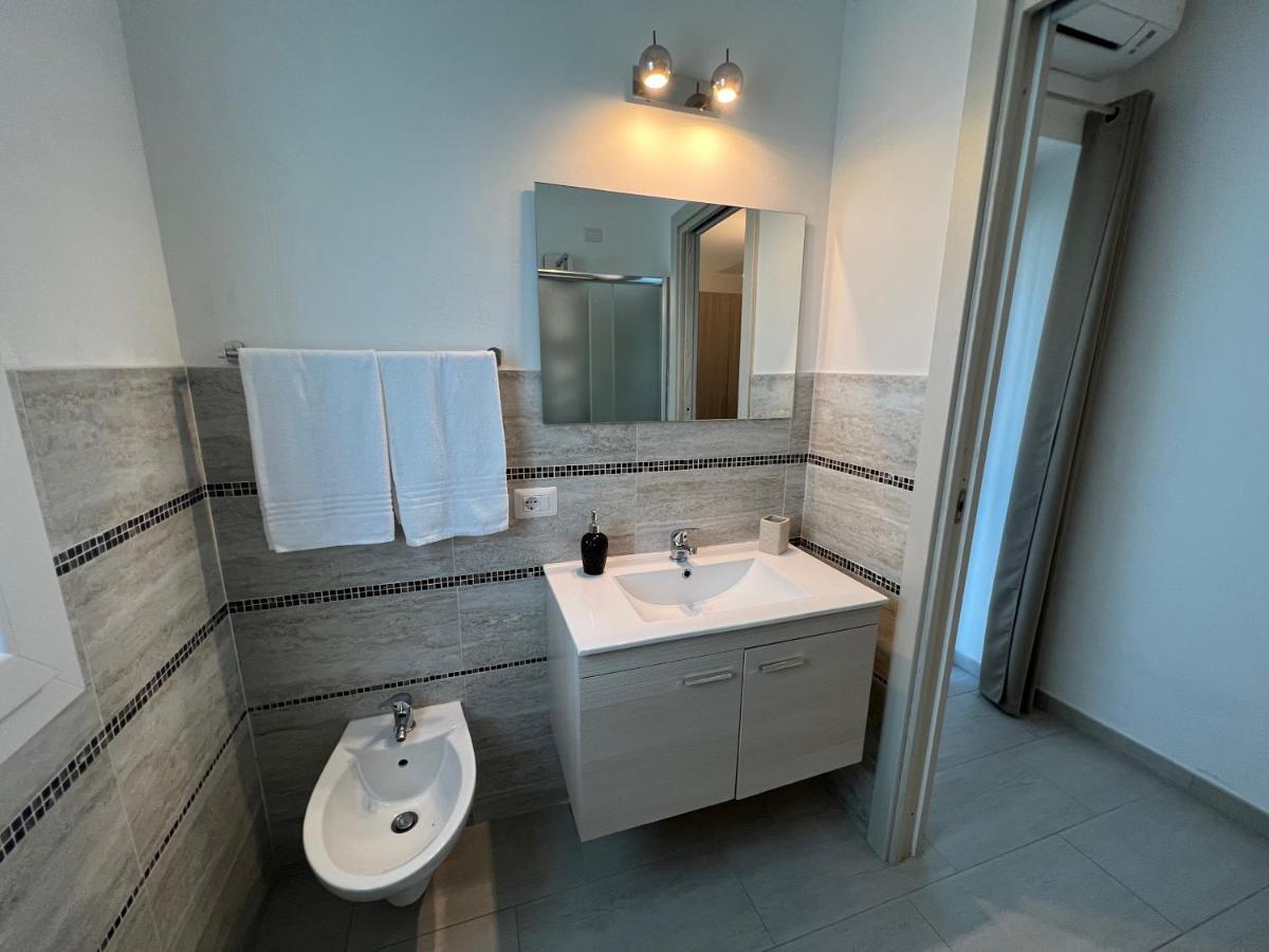 Al Mare Da Francesca Hotel Olbia Kültér fotó