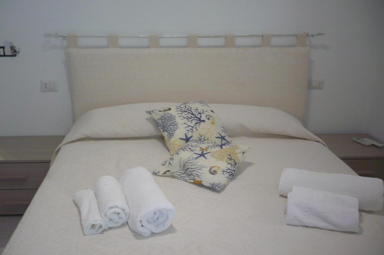 Al Mare Da Francesca Hotel Olbia Kültér fotó